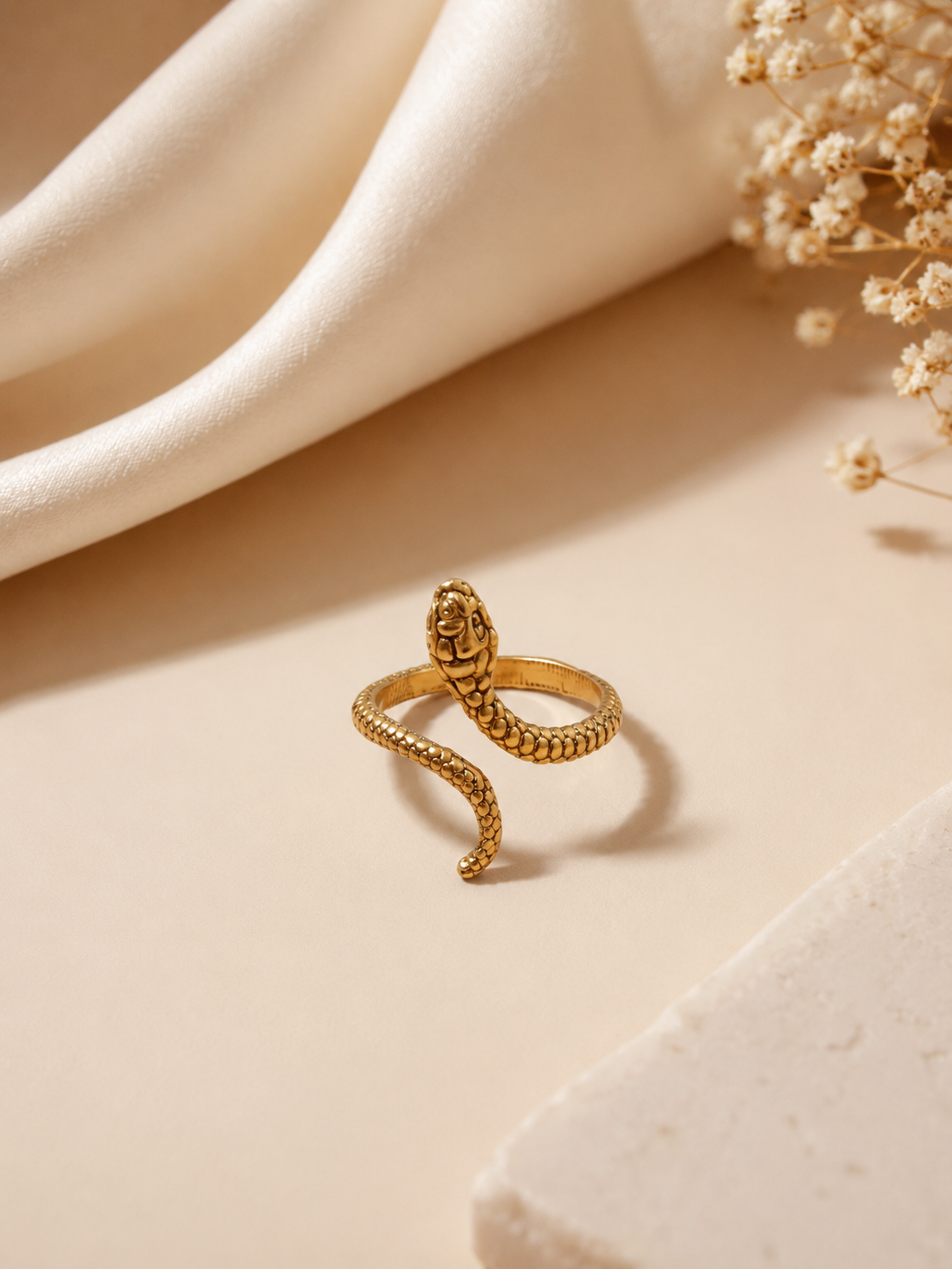 Barsa - The Serpentine Antique Brass Ring