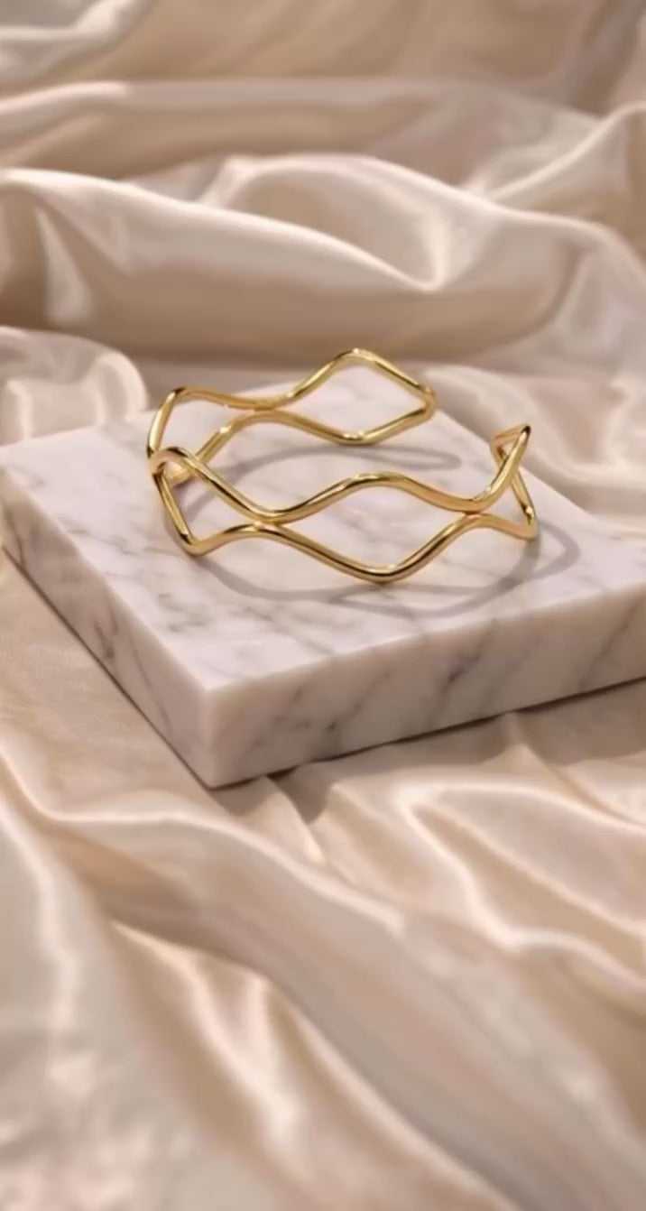 Barsa - Wave Cuff