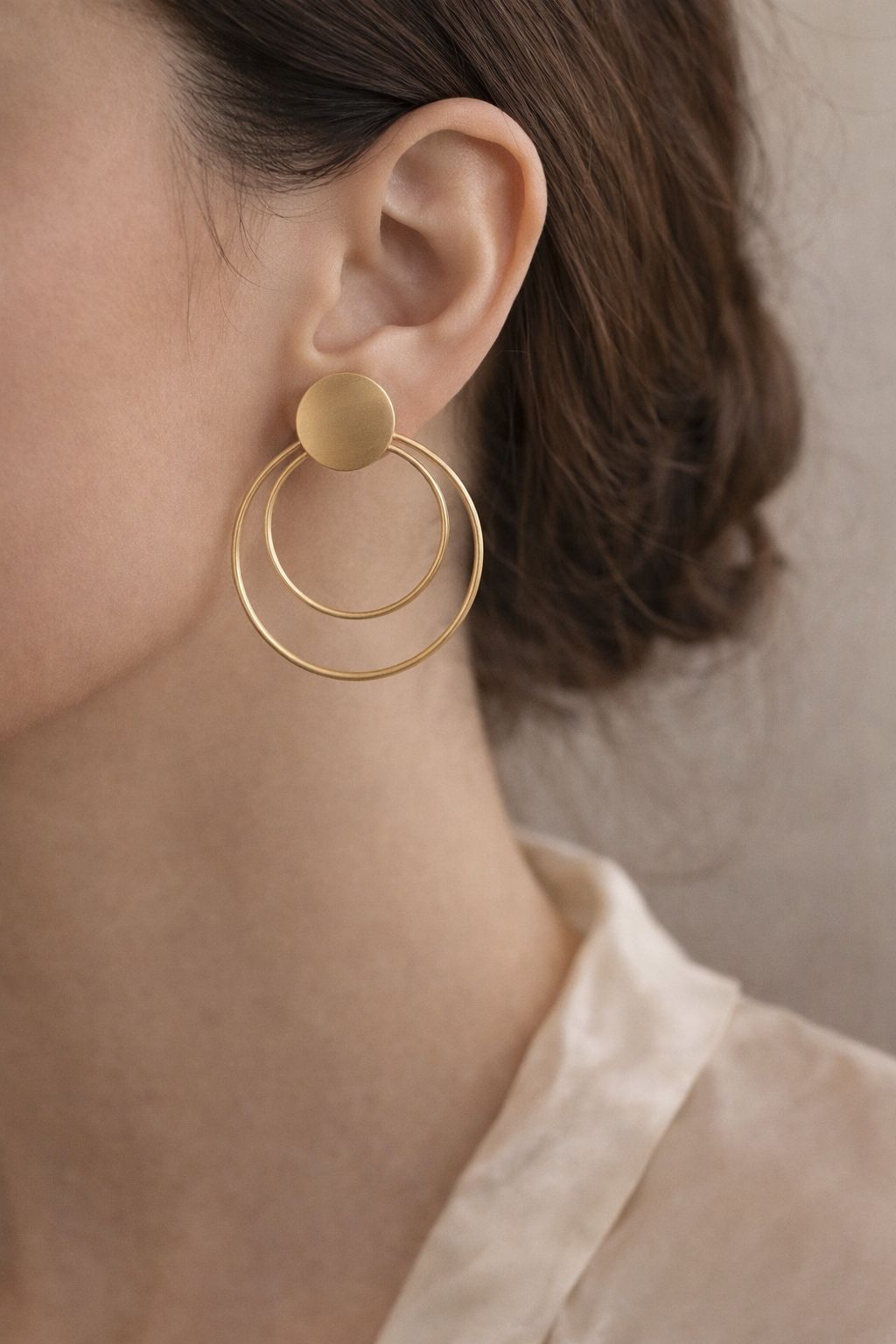 Barsa - Round Earrings